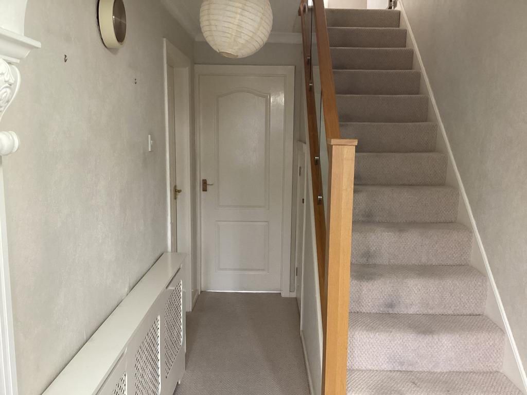Penryn Road, Walsall WS5 3 bed detached house £310,000