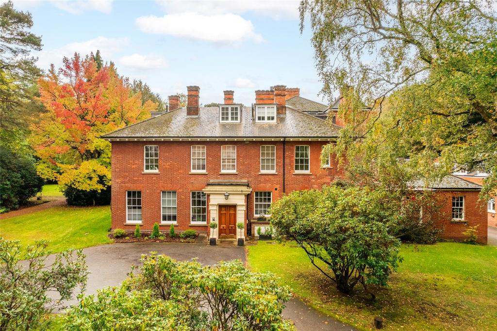 Heath Lane, Aspley Heath... 2 bed apartment £450,000