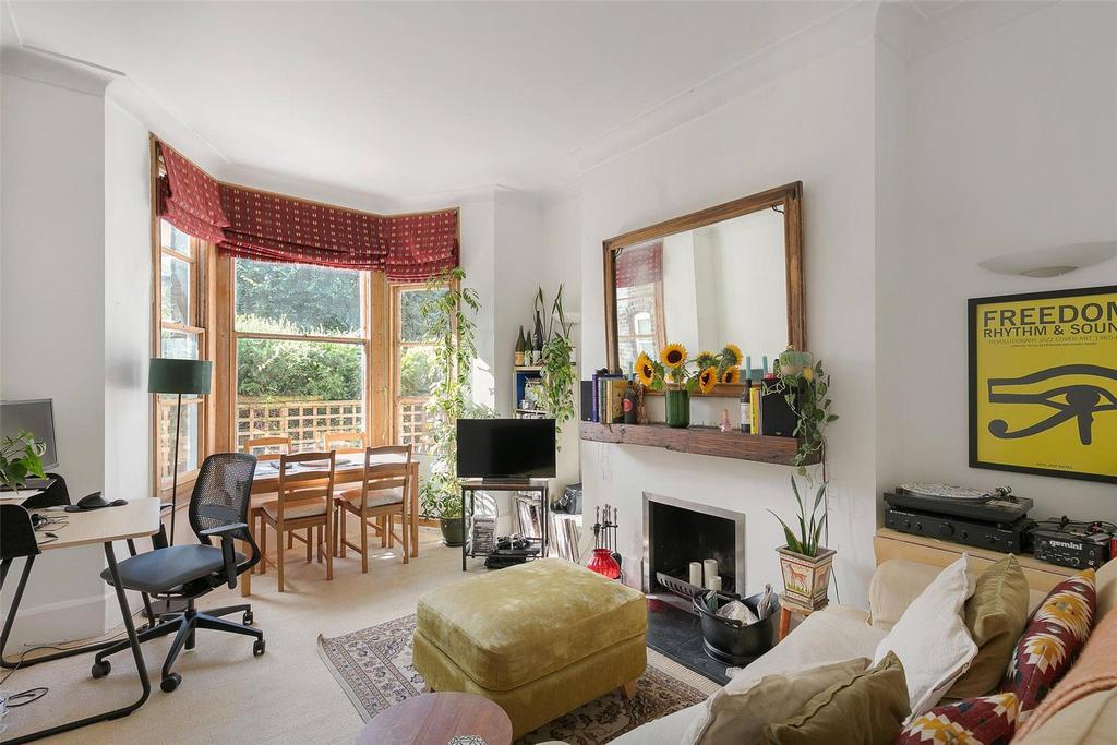 Eglantine Road, London 1 bed flat for sale £475,000