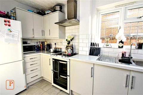 2 bedroom end of terrace house to rent, The Copse, Colchester, Essex, CO4