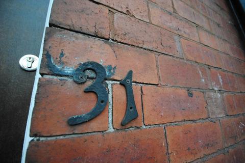 5 bedroom house to rent, Stanmore Street, Leeds