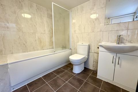 1 bedroom flat to rent, Brayards Road, Peckham, SE15