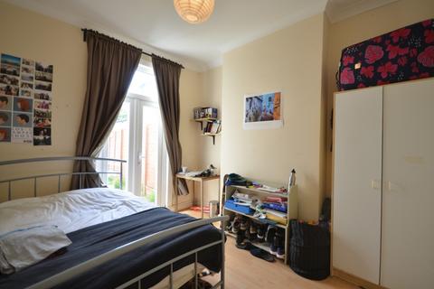 4 bedroom house to rent, Ansdell Road, Peckham, SE15