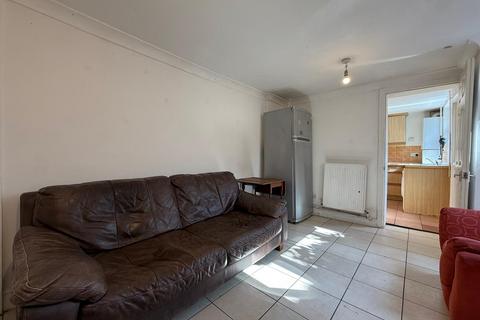 4 bedroom house to rent, Ansdell Road, Peckham, SE15