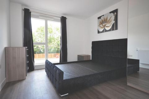 1 bedroom flat to rent - Ferdinand Court, Adenmore Road, Catford, SE6