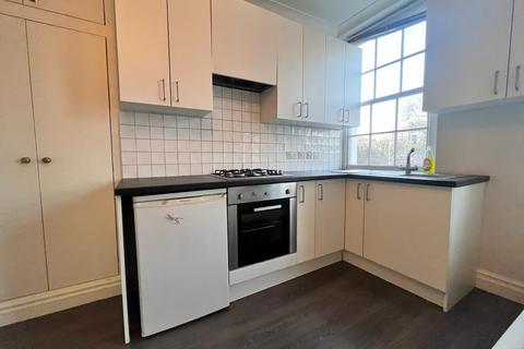 House share to rent, Camberwell Road, Camberwell, SE5