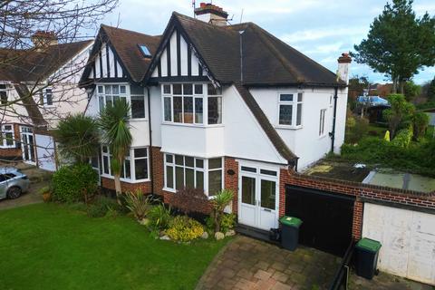 128 Lifstan Way, Southend-on-sea, SS1 2XF