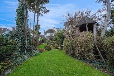 128 Lifstan Way, Southend-on-sea, SS1 2XF