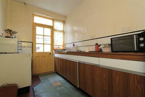 5 Crouch Croft, London, SE9 3HX