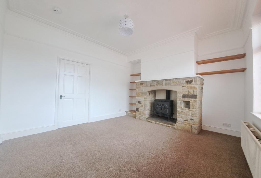 Cottingley Road, Sandy Lane, Bradford 2 bed semidetached house £139,950