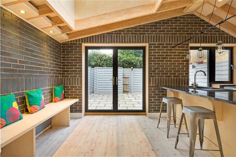 2 bedroom apartment for sale - Clapham Common West Side, Clapham Common, London, SW4