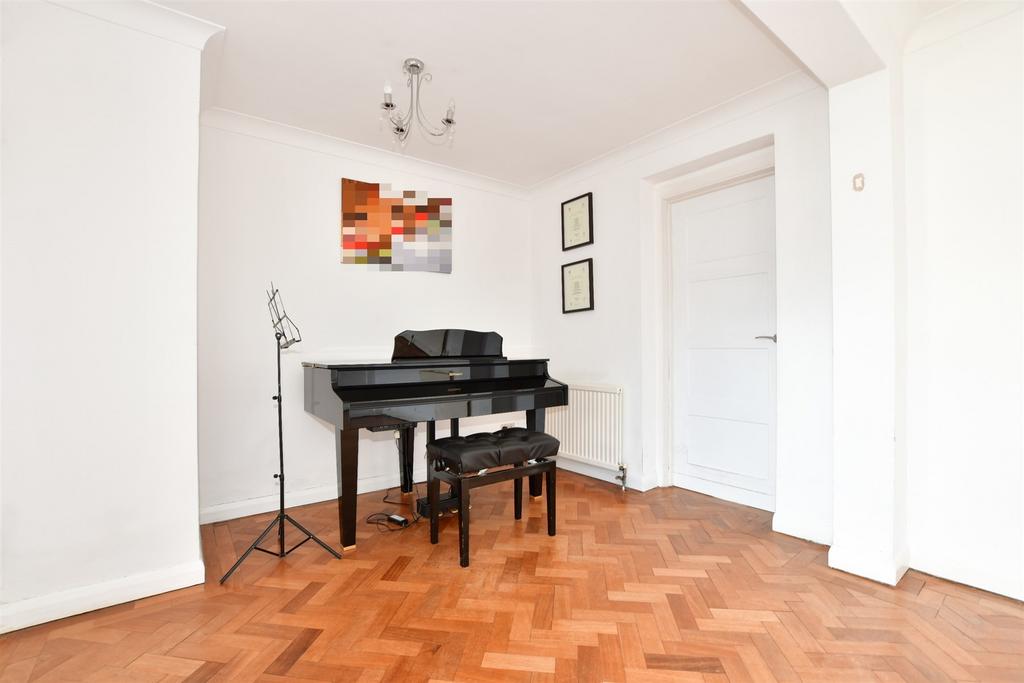 Piano Area
