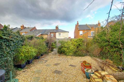 301 Gosbrook Road, Caversham, Reading, RG4 8DY