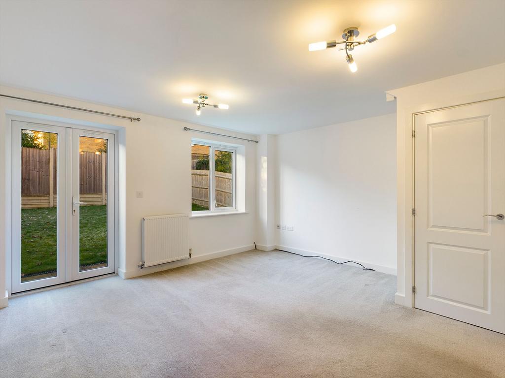 Sitting/Dining Room