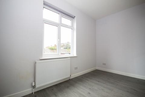 3 bedroom flat to rent, East Lane, Wembley, Middlesex, HA0