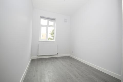3 bedroom flat to rent, East Lane, Wembley, Middlesex, HA0