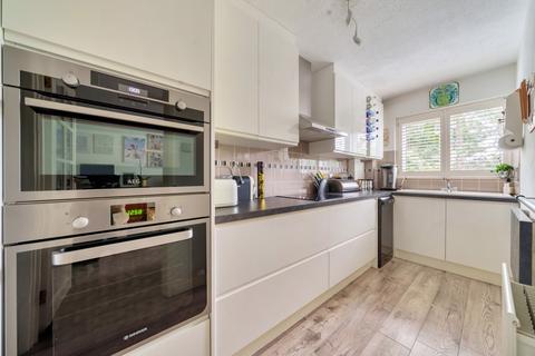 1 bedroom apartment for sale - Collingwood Place, Walton-On-Thames, KT12