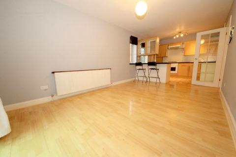 1 bedroom flat to rent, 8 Bycullah Road, Enfield EN2