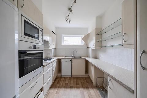 1 bedroom retirement property for sale, Heathside,  Finchley Rd,  NW11