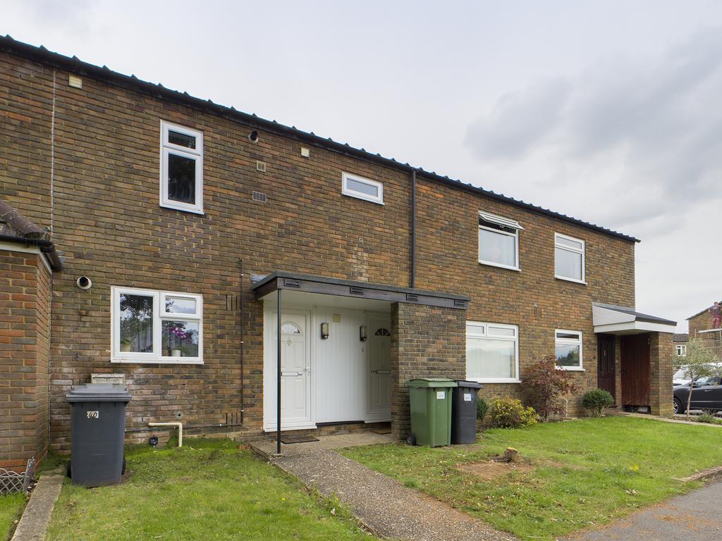 Falkland Road, Popley, Basingstoke, RG24 1 bed flat £775 pcm (£179 pw)