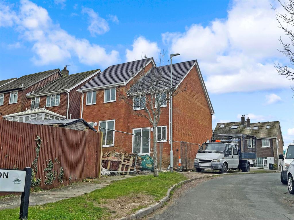 Dudwell Road, Woodingdean, Brighton, East Sussex 3 bed semidetached house for sale £350,000