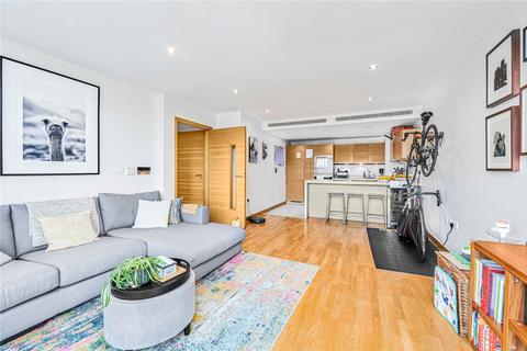 2 bedroom apartment for sale, Oswald Building, 374 Queenstown Road, London, SW11