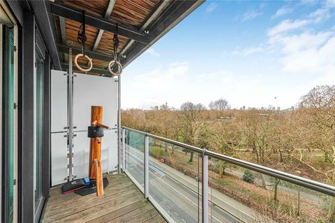 2 bedroom apartment for sale, Oswald Building, 374 Queenstown Road, London, SW11