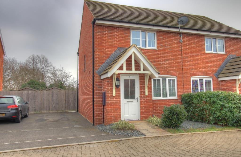 Watchfield Oxfordshire Sn6 2 Bed Semi Detached House £250 000