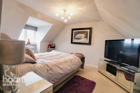 Herbs House Emmets Nest, Binfield, Bracknell, RG42 4HH