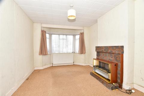 2 bedroom ground floor flat for sale - York Crescent, Loughton, Essex