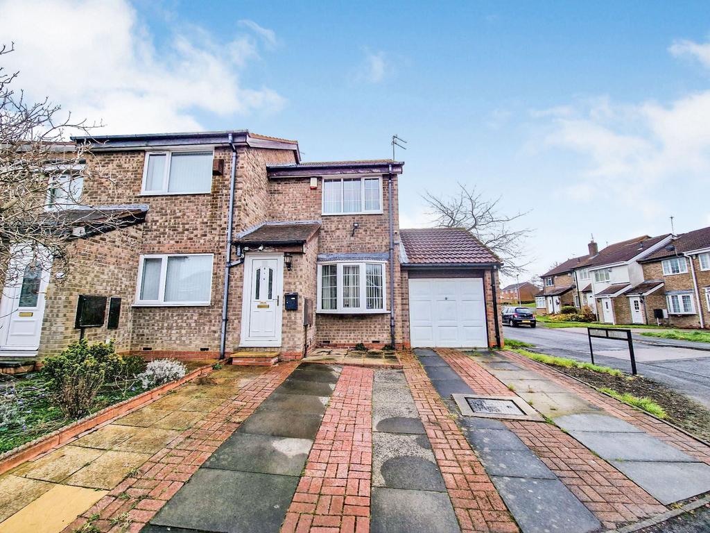 Stirling Drive, Bedlington... 2 bed semidetached house £100,000