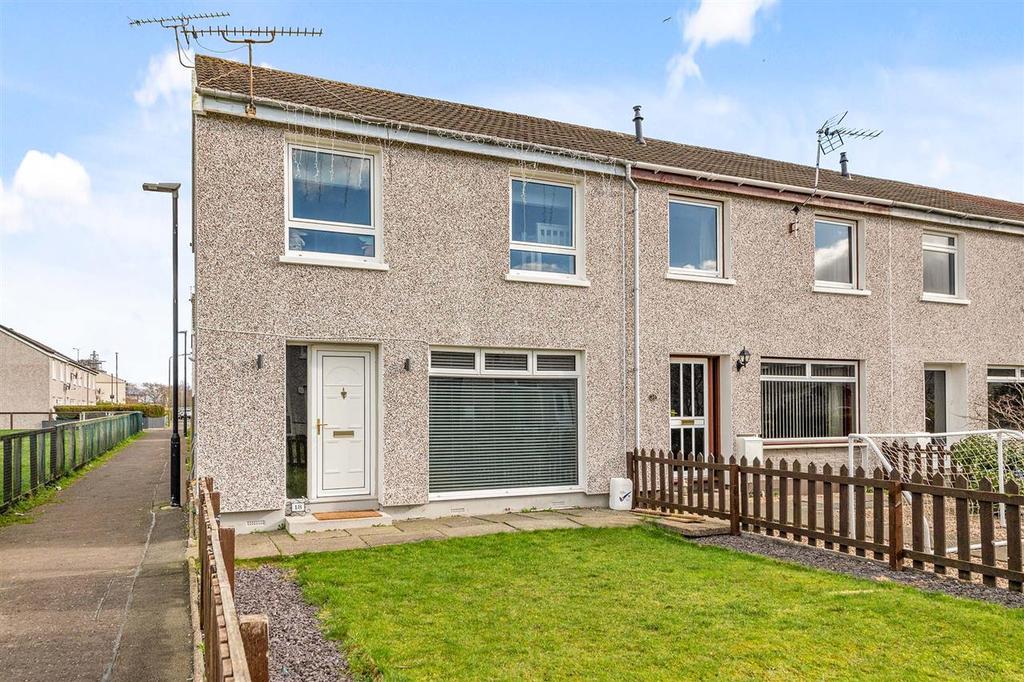 Afton Court, Stirling 3 bed end of terrace house £1,000 pcm (£231 pw)