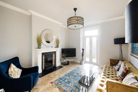 undefined, Flat  Basement, York Gardens, BS8
