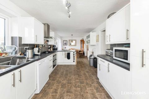 58 Masons Drive, Necton, Swaffham, PE37 8EE