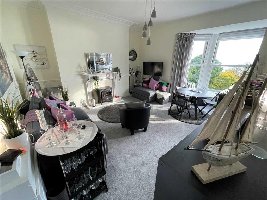 Belle Vue Apartments, Filey 1 bed apartment for sale £125,000