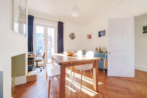 10 Avenue Road, Southampton, SO14 6TS