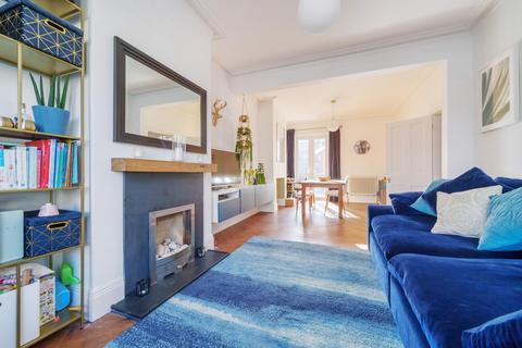 10 Avenue Road, Southampton, SO14 6TS