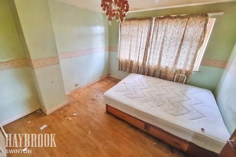 16 Calder Road, Bolton Upon Dearne, Rotherham, S63 8JH