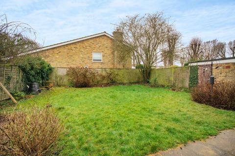 5 Lime Tree Walk, Amersham, HP7 9HY