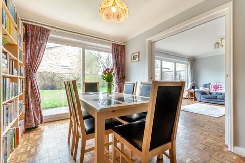 5 Lime Tree Walk, Amersham, HP7 9HY