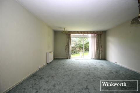3 bedroom apartment for sale - Boreham Holt, Elstree, Borehamwood, Hertfordshire, WD6