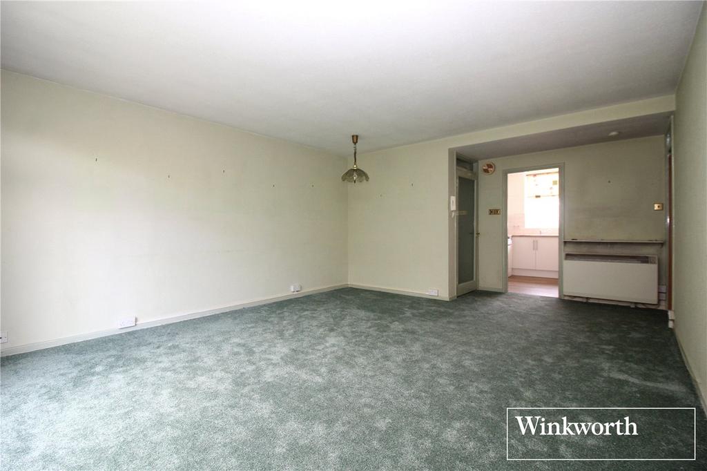 Boreham Holt, Elstree, Borehamwood, Hertfordshire, WD6 3 bed apartment
