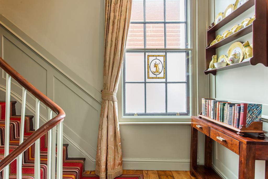 Landing/stairs