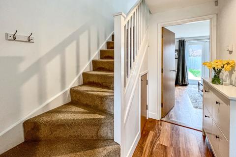 37 Nursery Grove, Gravesend, DA11 7BB