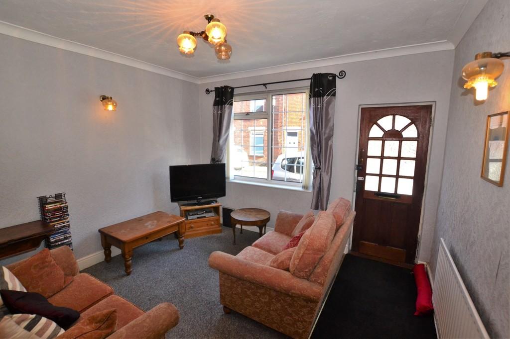 Victoria Street, Grantham 3 bed terraced house for sale £134,500