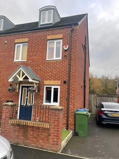 3 bedroom semi-detached house to rent, Hexagon Close, Manchester