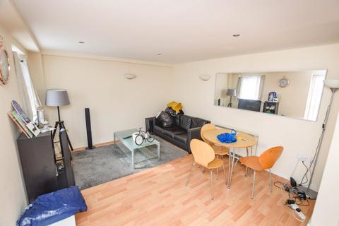 2 bedroom flat for sale, The Royal, Wilton Place, Salford, Manchester, M3