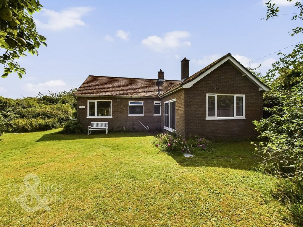 Church Lane, Wicklewood, Wymondham 3 bed detached bungalow for sale £
