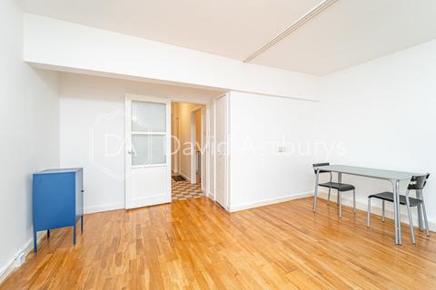 Studio to rent, Lever Street, Clerkenwell, London