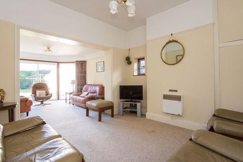 17 Augusta Road, Penarth, CF64 5RH